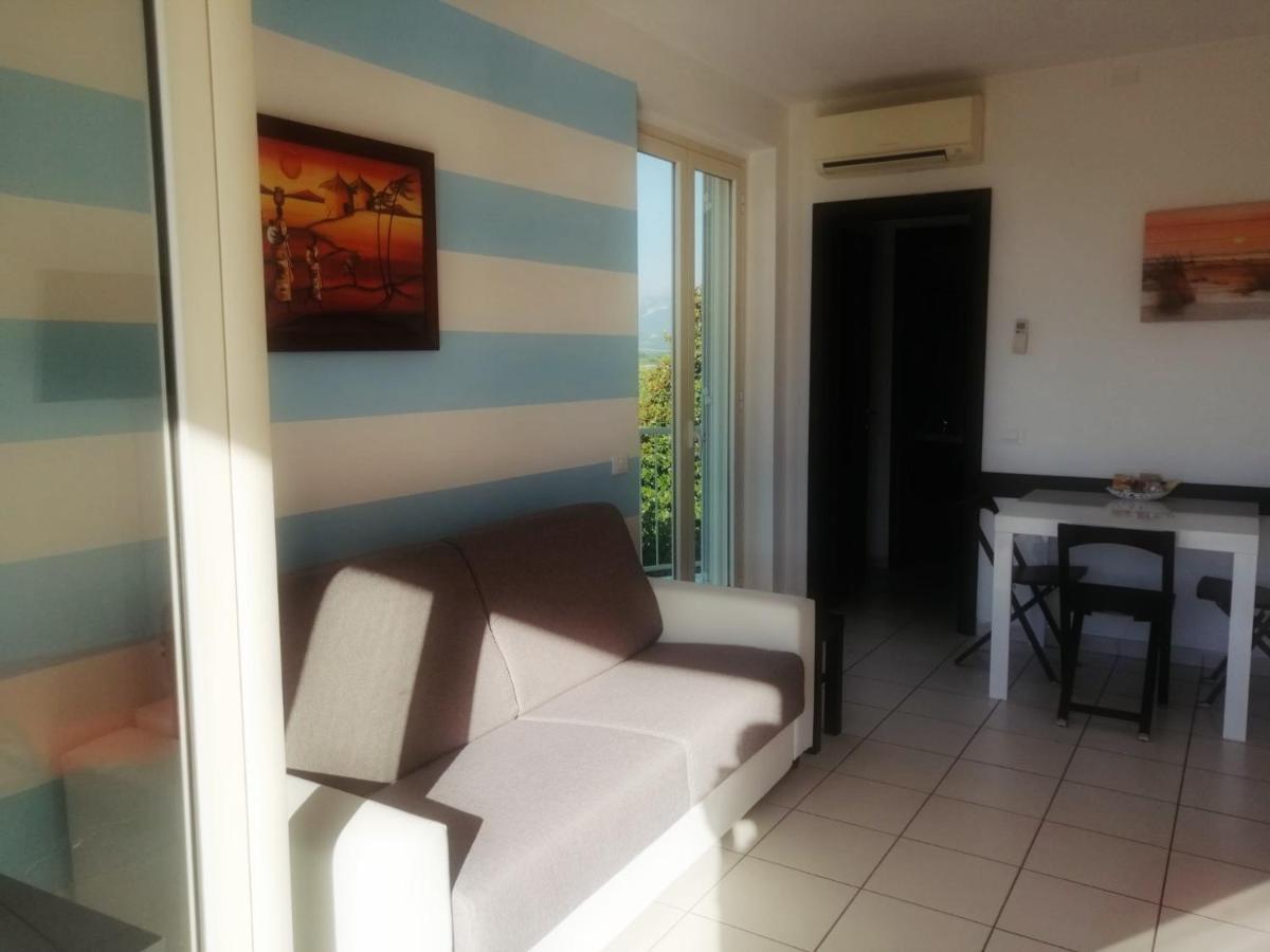 Albachiara Inn Residence Apartments อาเมเกลีย ภายนอก รูปภาพ